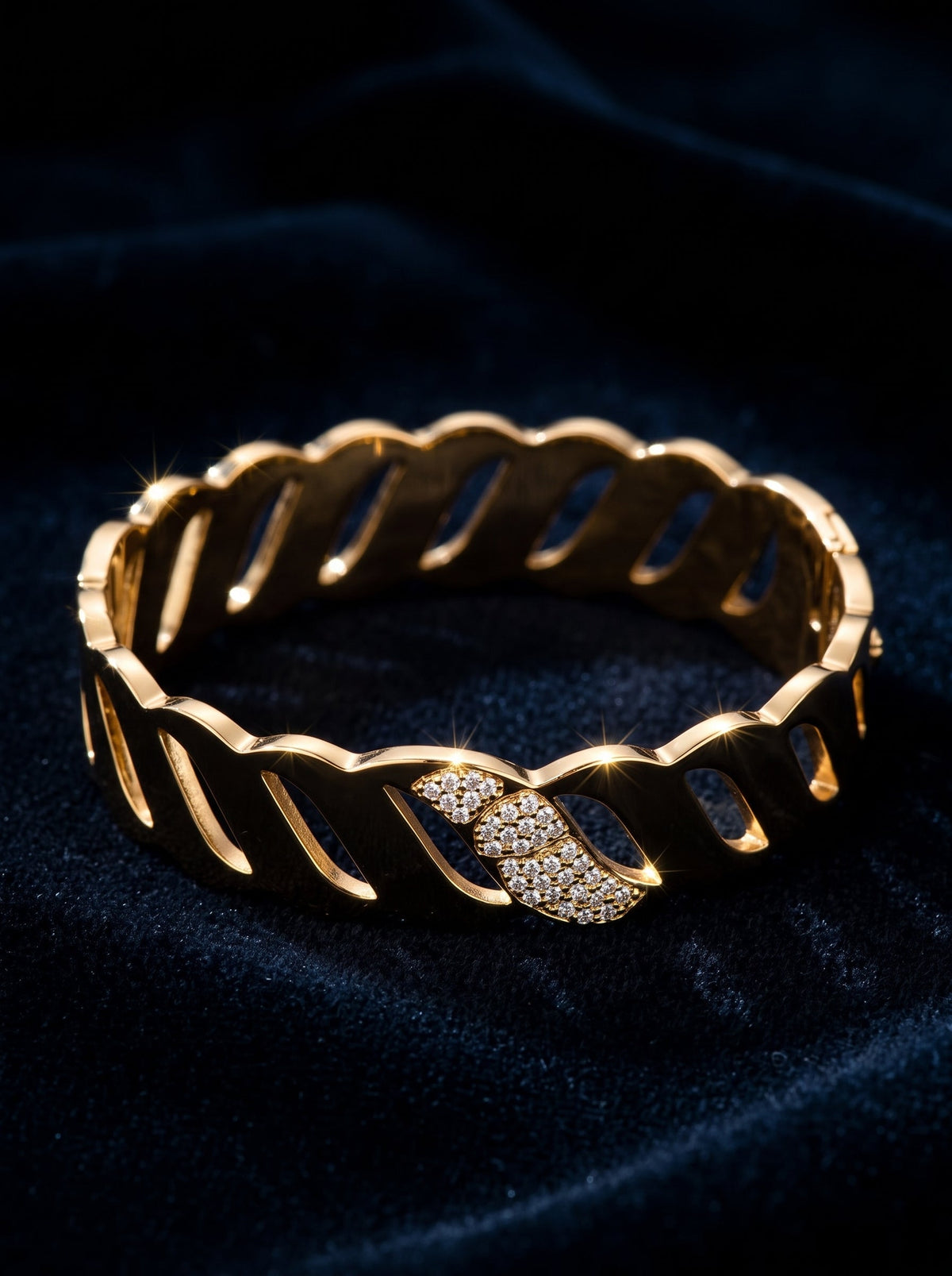 Ladies Bracelet - Magnetic Therapy Bangle