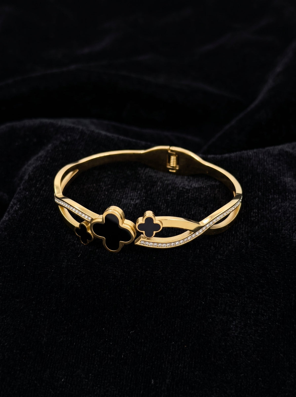 Ladies Bracelet - Bridal Polki Choori Set