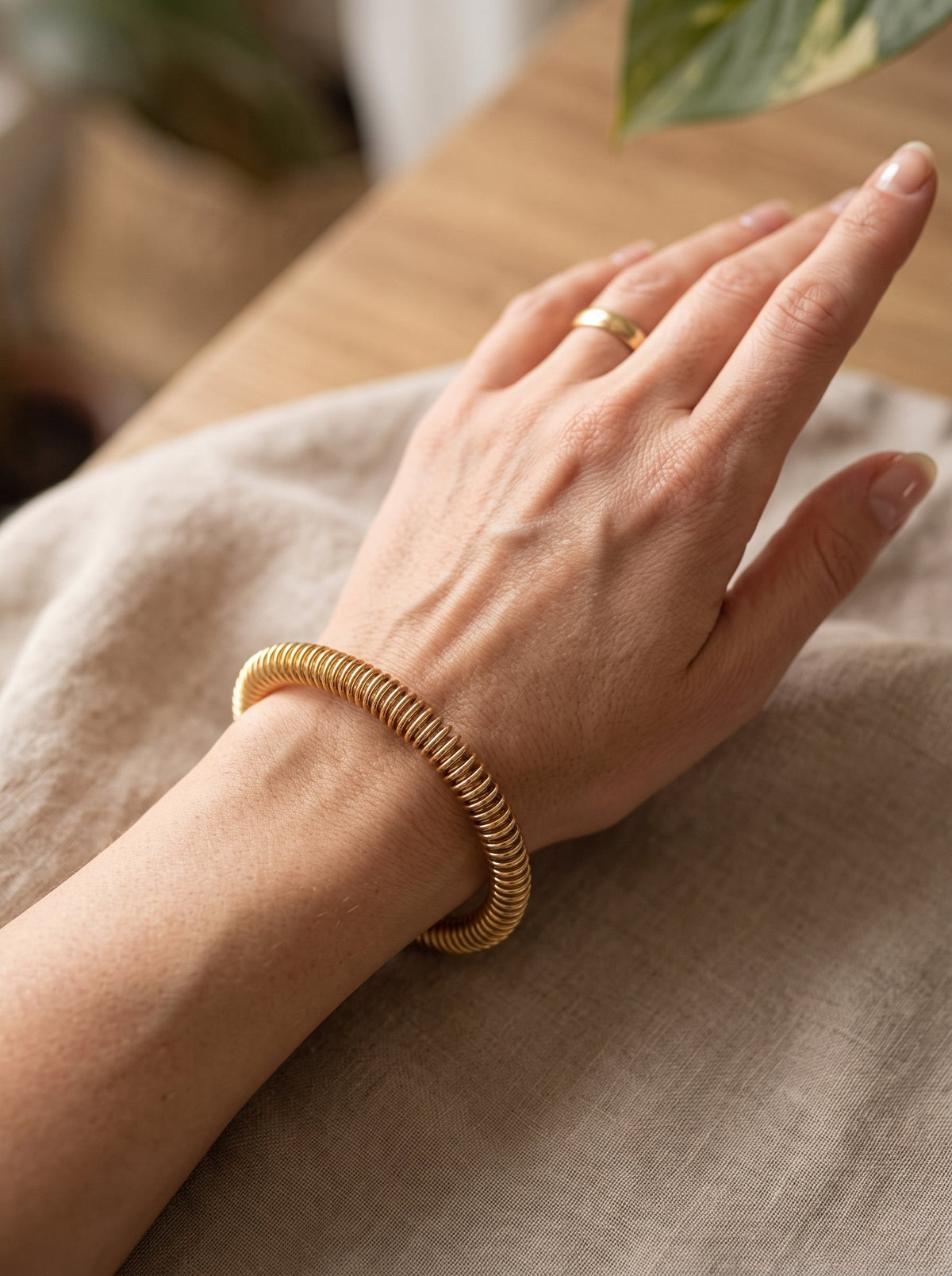 Ladies Bracelet - Macrame Friendship Bracelet